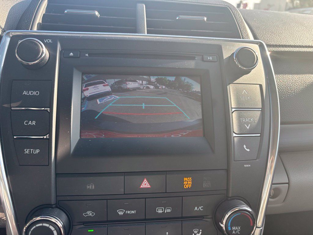 Used 2017 Toyota Camry LE FWD image 21
