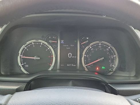 Used 2020 Toyota 4Runner Limited AWD/4WD image 19