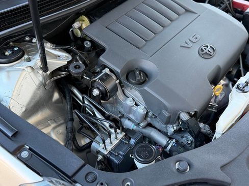 Used 2014 Toyota Avalon Limited image 84