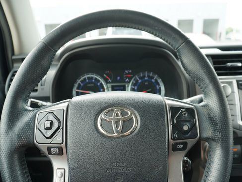 Used 2014 Toyota 4Runner SR5 Premium AWD/4WD image 25