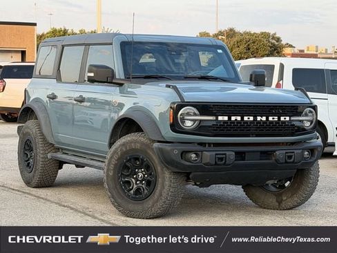 Used 2023 Ford Bronco Wildtrak AWD/4WD image 2