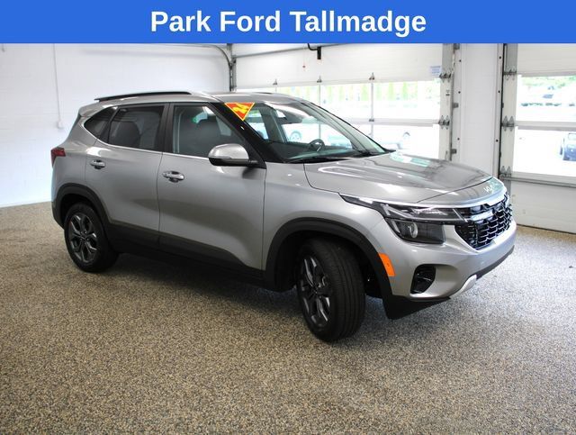 Used 2024 Kia Seltos S FWD image 7