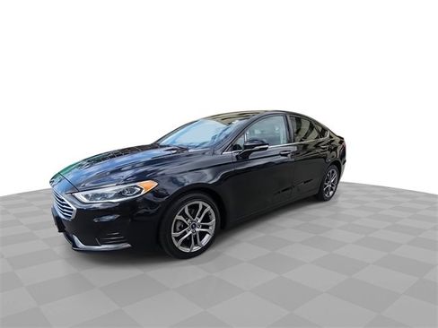 Used 2020 Ford Fusion SEL image 4