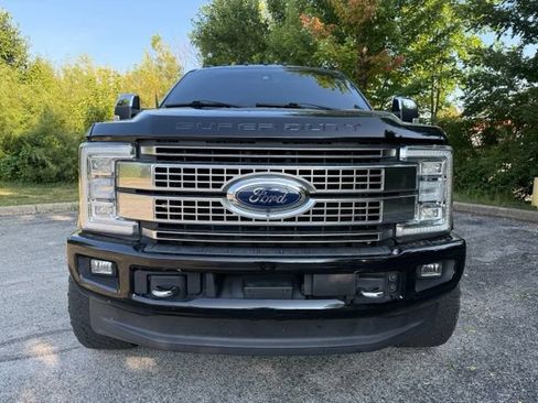 Used 2018 Ford F250 Platinum w/ Platinum Ultimate Package AWD/4WD image 6