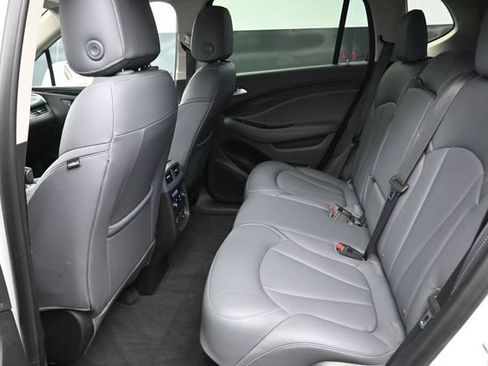Used 2019 Buick Envision Essence FWD image 16