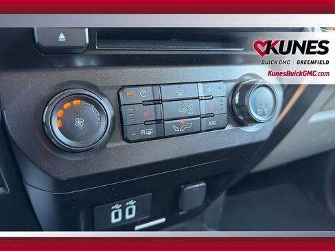 Used 2018 Ford F150 XLT w/ Equipment Group 302A Luxury image 26