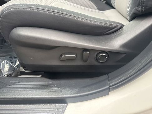 Used 2023 Subaru Outback Premium image 56