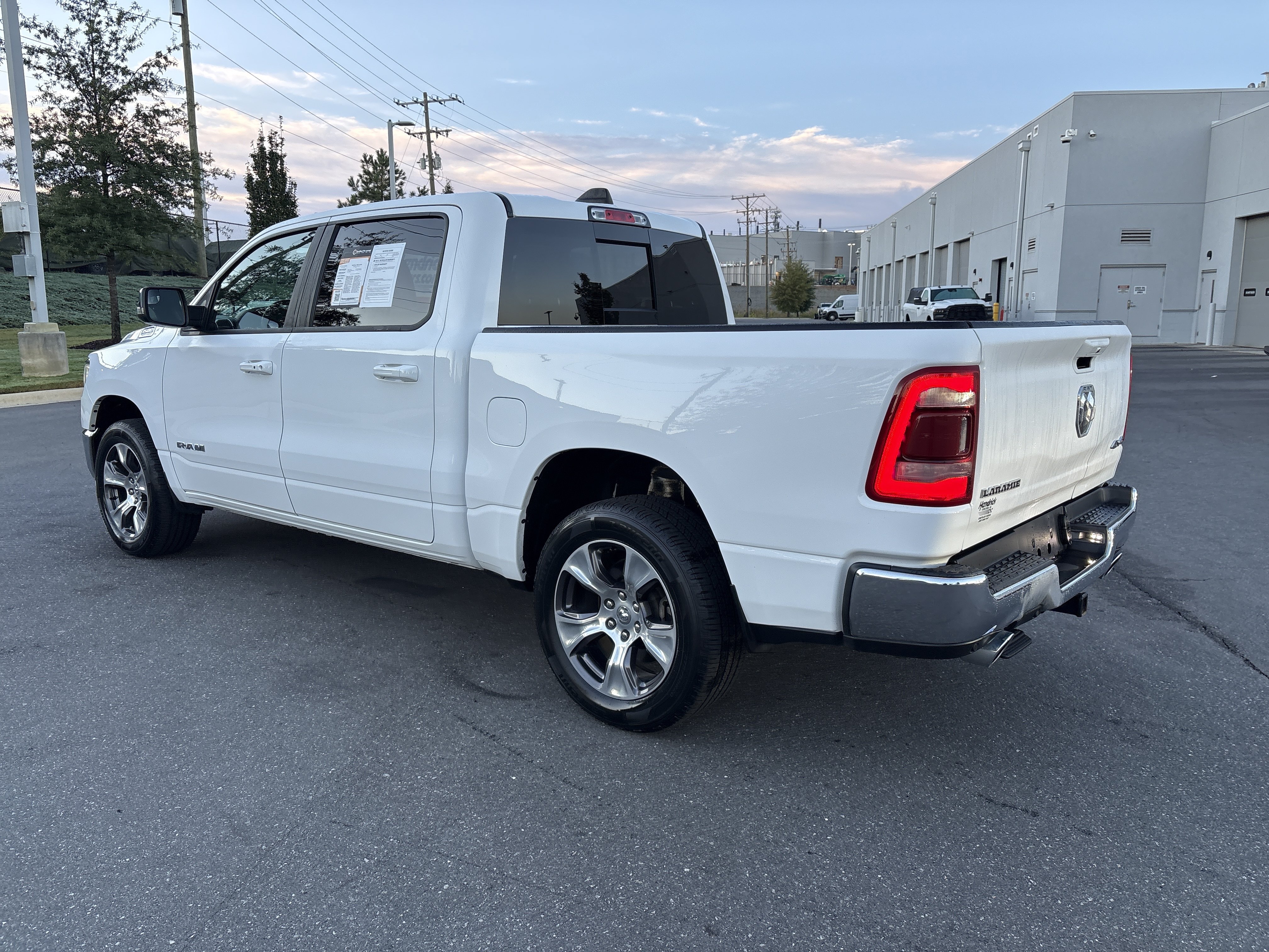 Used 2023 RAM 1500 Laramie AWD/4WD image 7