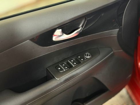 Used 2023 Kia Forte GT-Line w/ GT-Line Premium Package image 21