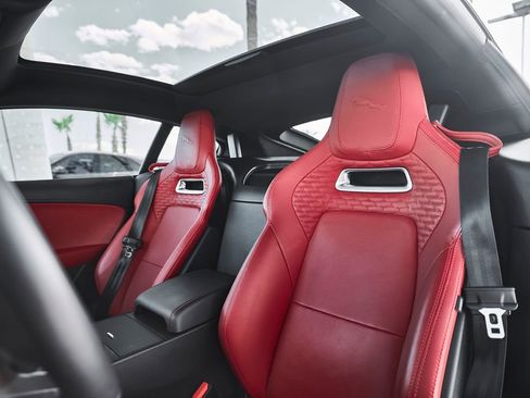 Used 2023 Jaguar F-TYPE Coupe RWD image 19