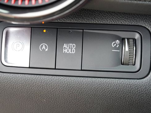 Used 2025 Chevrolet Equinox RS image 24