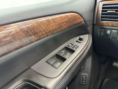 Used 2012 Nissan Armada Platinum image 20