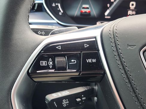 Used 2025 Audi A8 L 3.0T AWD/4WD image 30