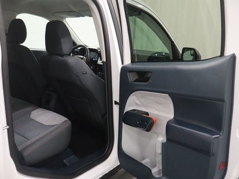 Used 2023 Ford Maverick XLT w/ Equipment Group 300A Standard image 16