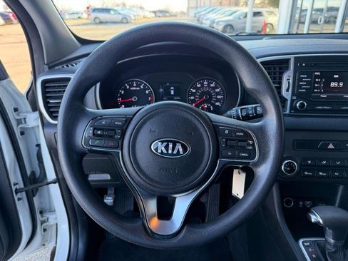 Used 2017 Kia Sportage LX image 19