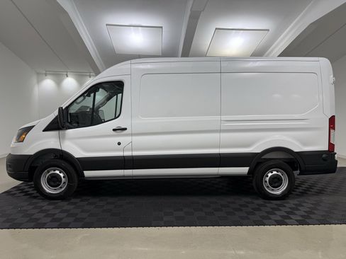 New 2025 Ford Transit 250 148 Medium Roof w/ Load Area Protection Package image 5