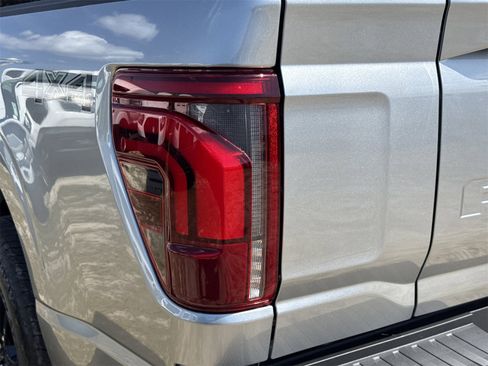 New 2025 Ford F150 Platinum image 7