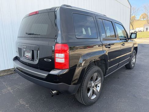 Used 2016 Jeep Patriot Sport w/ Power Value Group AWD/4WD image 5