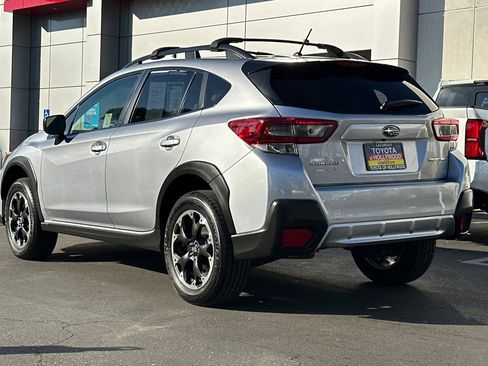 Used 2023 Subaru Crosstrek 2.0i image 6