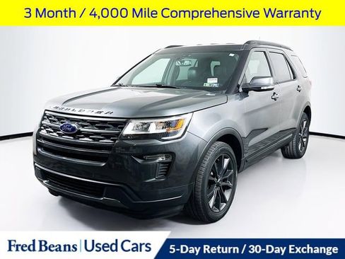 Certified 2018 Ford Explorer XLT w/ Equipment Group 202A image 4