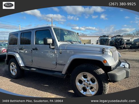 Used 2014 Jeep Wrangler Unlimited Sahara w/ Dual Top Group image 16