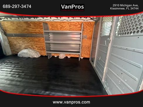 Used 2015 Chevrolet Express 3500 Extended RWD image 14