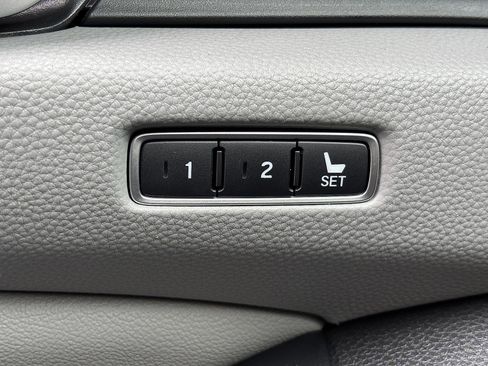 Certified 2019 Honda Accord EX-L image 16