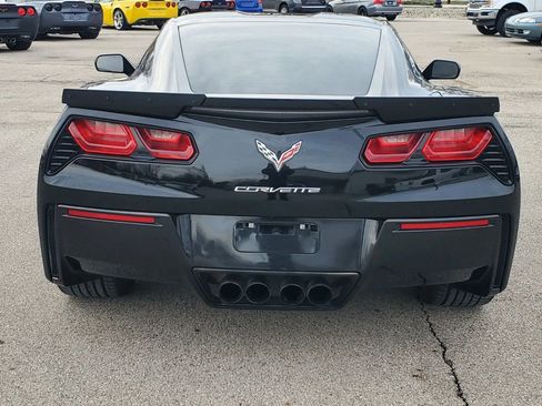 Used 2019 Chevrolet Corvette Stingray Coupe w/ 1LT image 5