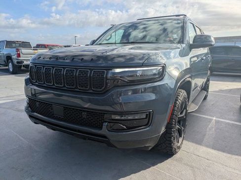 Used 2024 Jeep Wagoneer Series II image 5