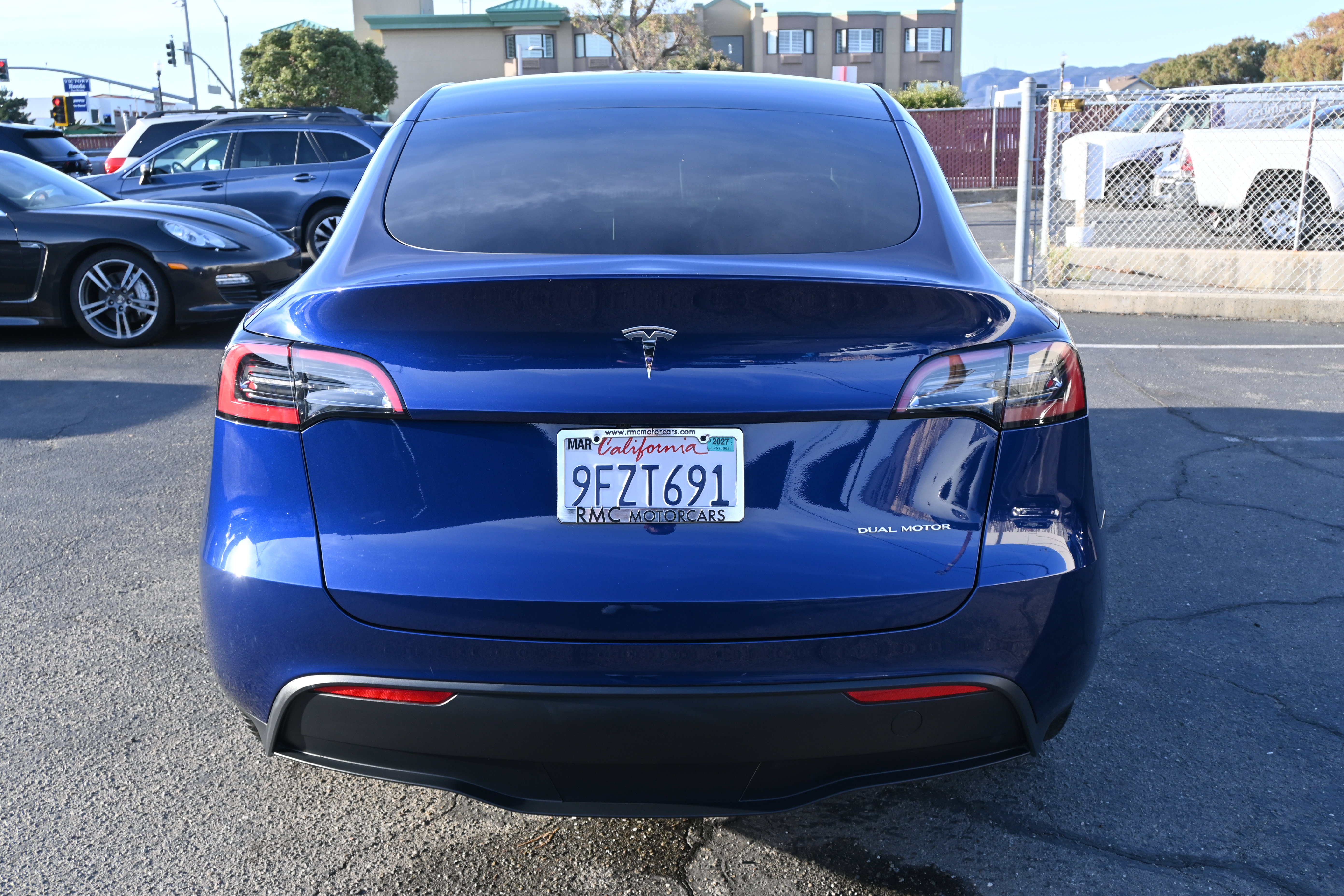 Used 2023 Tesla Model Y Long Range AWD/4WD image 7