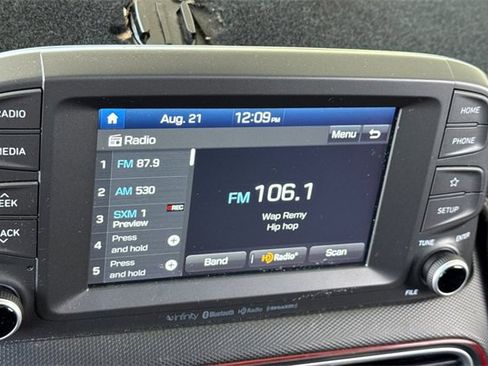 Used 2019 Hyundai Kona Limited image 18