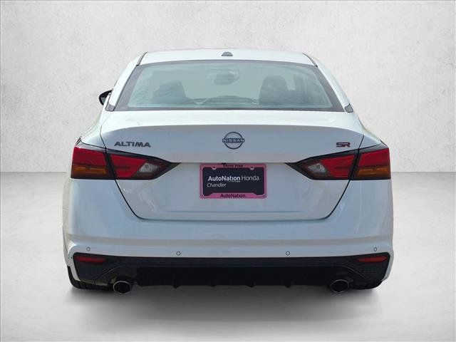 Used 2024 Nissan Altima 2.5 SR FWD image 6