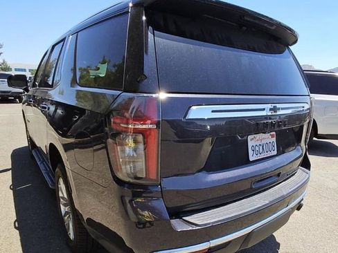 Used 2023 Chevrolet Tahoe Premier w/ Premium Package AWD/4WD image 4