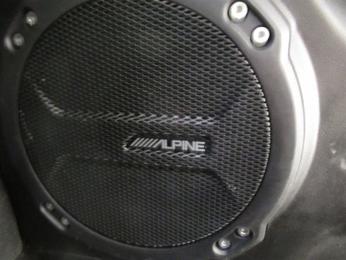Used 2024 Jeep Wrangler Unlimited AWD/4WD image 17