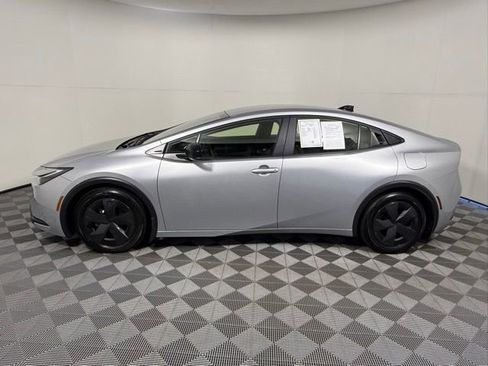 Used 2026 Toyota Prius LE image 3