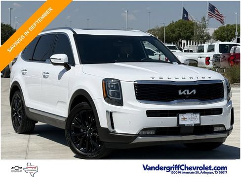 Used 2022 Kia Telluride SX w/ Towing Package FWD image 2