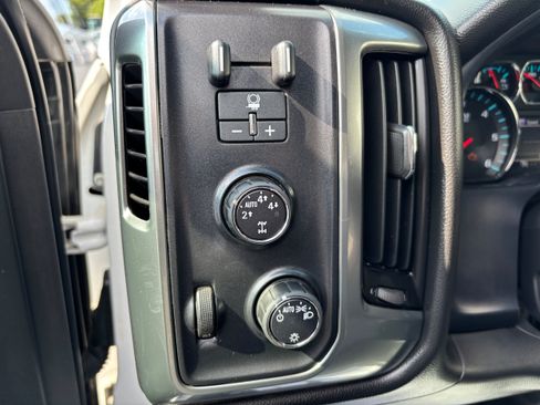 Used 2015 Chevrolet Silverado 1500 LT w/ LT Fleet Plus Package AWD/4WD image 13