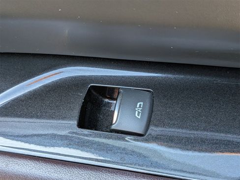 Used 2021 Cadillac Escalade Sport Platinum w/ Heavy-Duty Trailer Package image 42