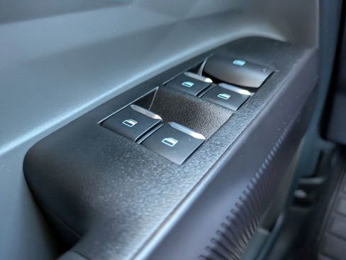 New 2025 Ford Maverick XL w/ Equipment Group 102A image 22