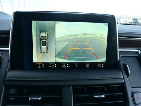 Used 2024 Chevrolet Tahoe High Country w/ Advanced Technology Package image 34