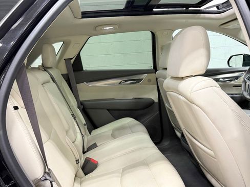 Used 2017 Cadillac XT5 Premium Luxury AWD/4WD image 44