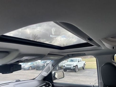 Used 2019 Chevrolet Tahoe Premier image 9