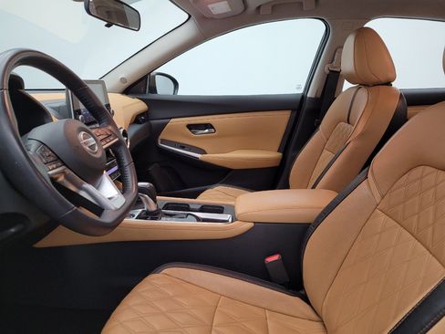 Used 2020 Nissan Sentra SV w/ SV Premium Package FWD image 17