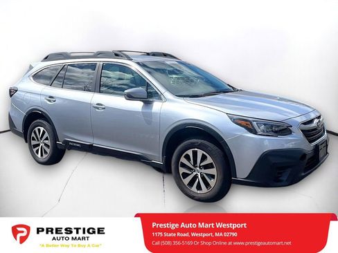 Used 2022 Subaru Outback Premium AWD/4WD image 1