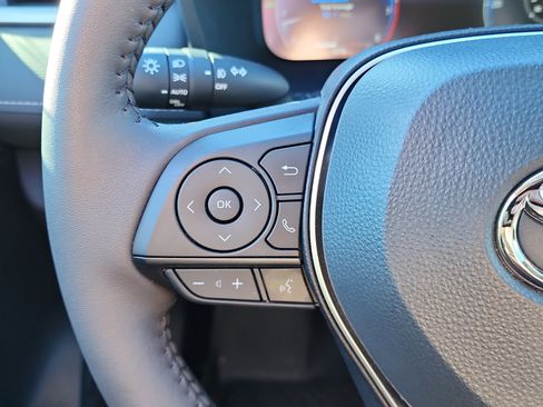 Used 2025 Toyota RAV4 Limited image 19