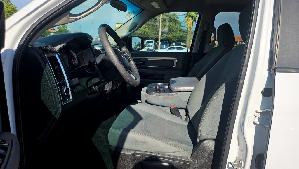 Used 2019 RAM 1500 Classic SLT RWD image 24