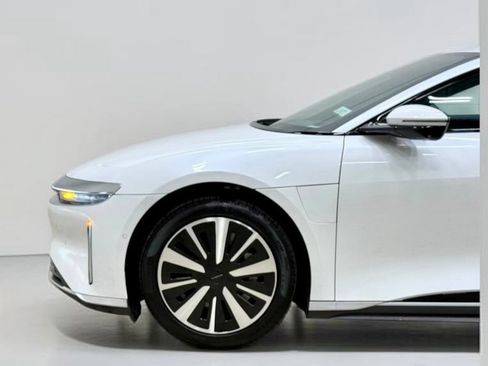 Used 2024 Lucid Air Touring AWD/4WD image 13