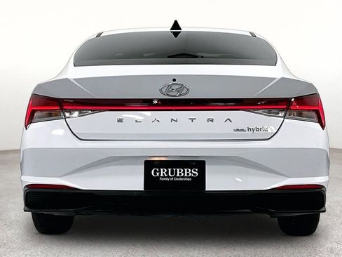 Used 2022 Hyundai Elantra Blue FWD image 6