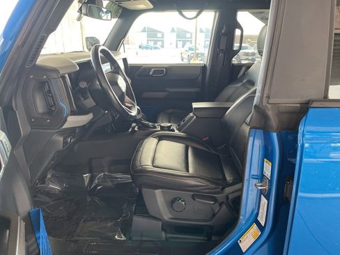 Used 2021 Ford Bronco Badlands image 12