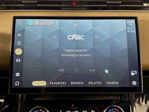 Used 2023 Land Rover Range Rover Sport SE Dynamic image 17